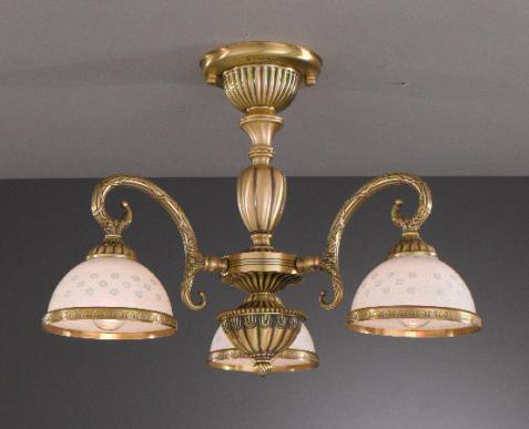 Трех и пяти ламповые люстры из литой бронзы с полусферическими плафонами молочного цвета