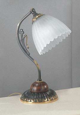 Настольная лампа в форме стилизованного цветка с плафоном венецианского стекла