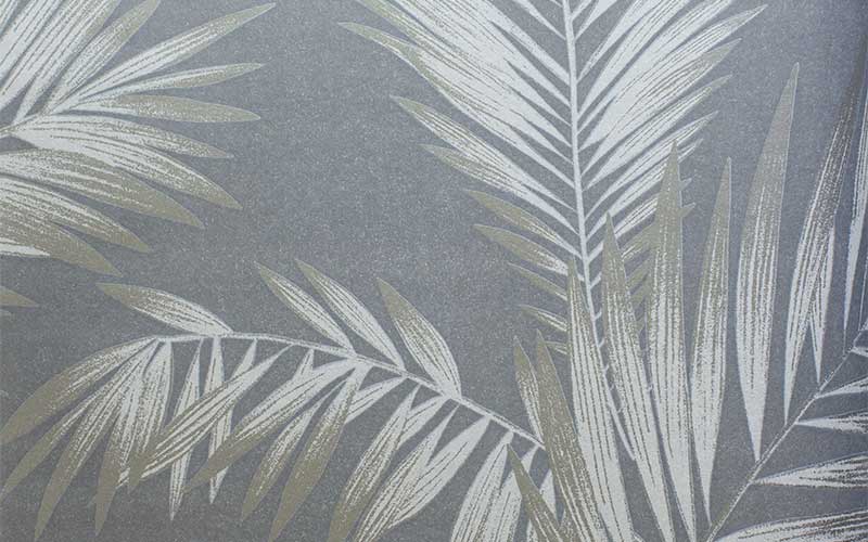 Бумажные обои Arthouse Precious Metals 673001 серые с серебряными листьями пальмы