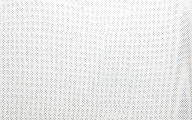 Серебристо-белые флизелиновые обои Aura Design Lux 22753 в крапинку