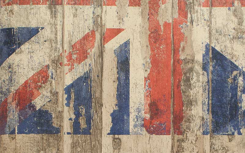 Флизелиновые обои Aura Grunge G45384 с британским флагом на деревянной стене