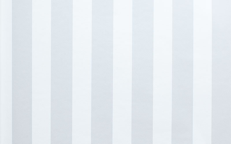 Флизелиновые обои Aura Just 4 Kids 2 G56517 с вертикальными полосами белого и светло-серого цвета