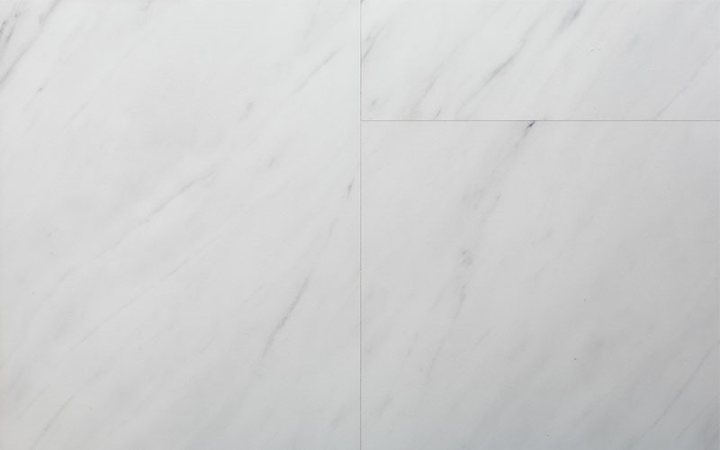Виниловая плитка под белый мрамор Wineo 800 Stone XL White Marble